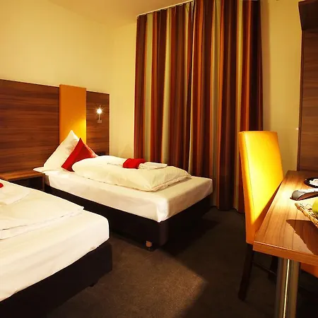 Otel Warsteinerhof By Centro Comfort 3*