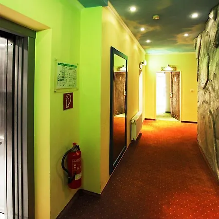 Warsteinerhof By Centro Comfort Отель Кёльн