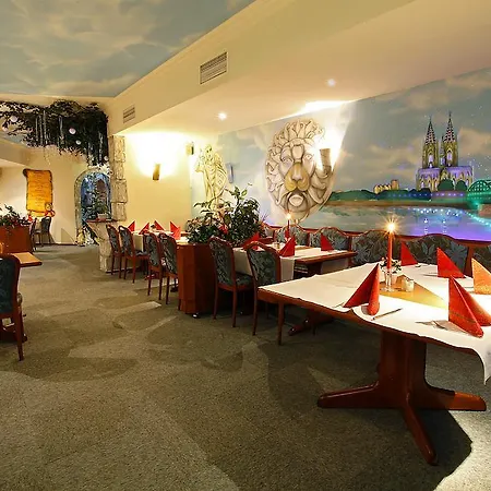 Warsteinerhof By Centro Comfort Кёльн