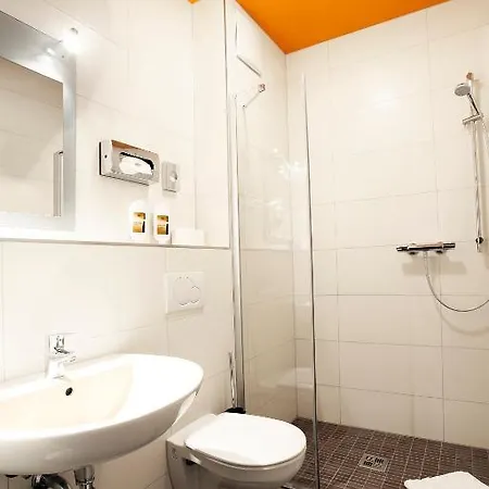 Отель Warsteinerhof By Centro Comfort 3*