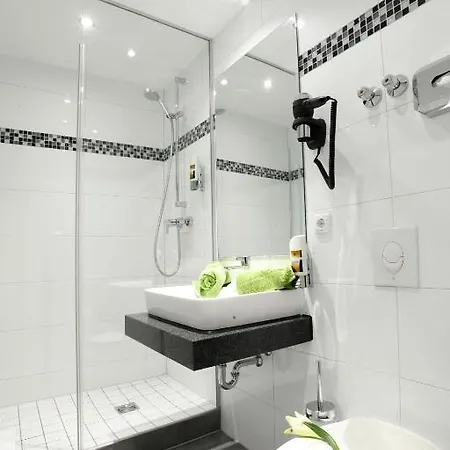 Warsteinerhof By Centro Comfort Colonia